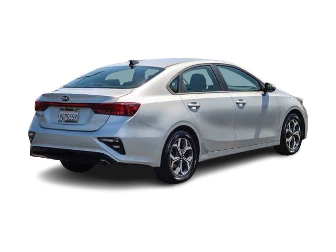 Thumbnail: 2021 Kia Forte - 16
