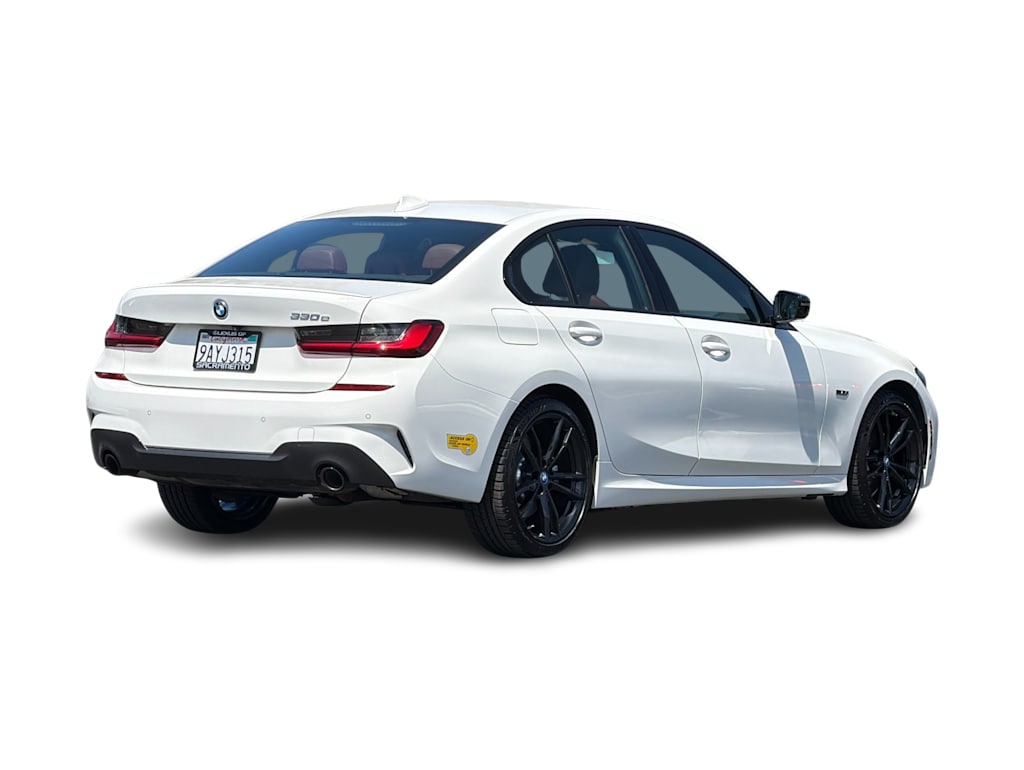 Thumbnail: 2022 BMW 3 Series - 18