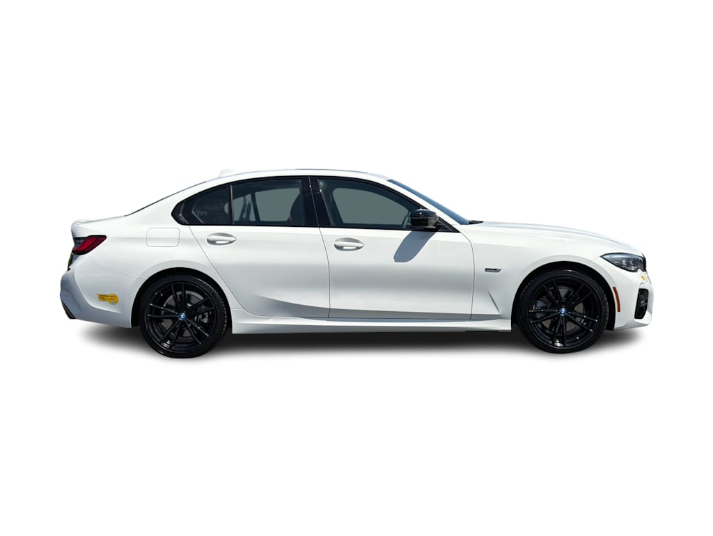 Thumbnail: 2022 BMW 3 Series - 20