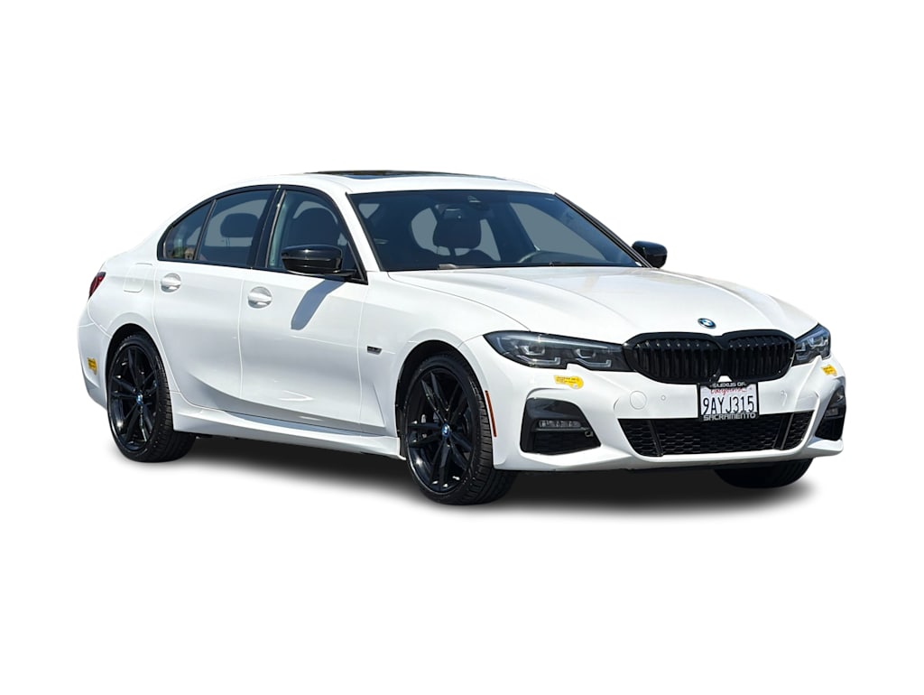 Thumbnail: 2022 BMW 3 Series - 19