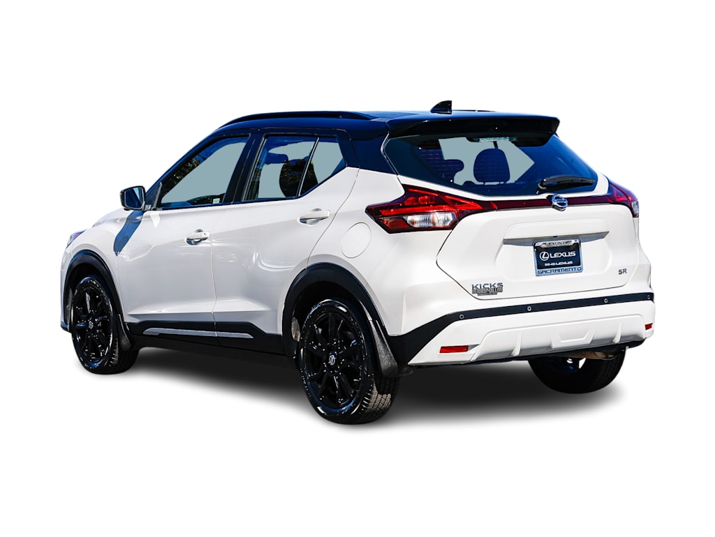 Thumbnail: 2021 Nissan Kicks - 3