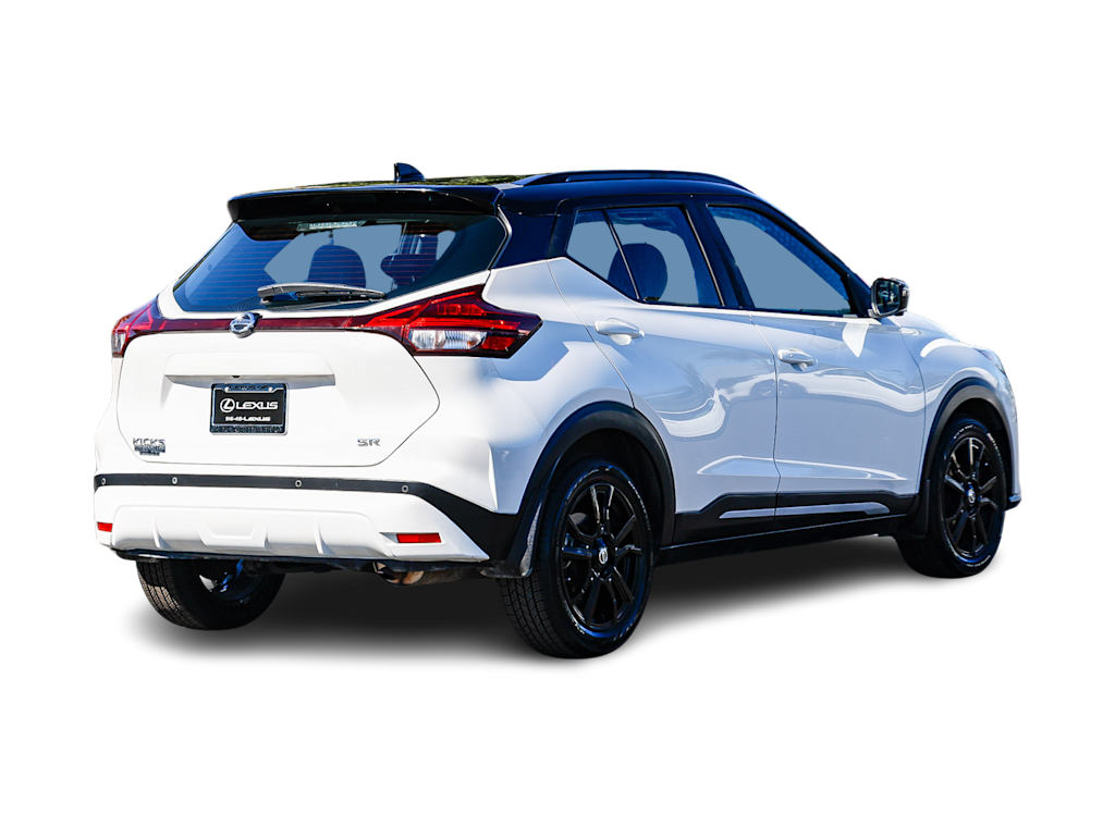 Thumbnail: 2021 Nissan Kicks - 16