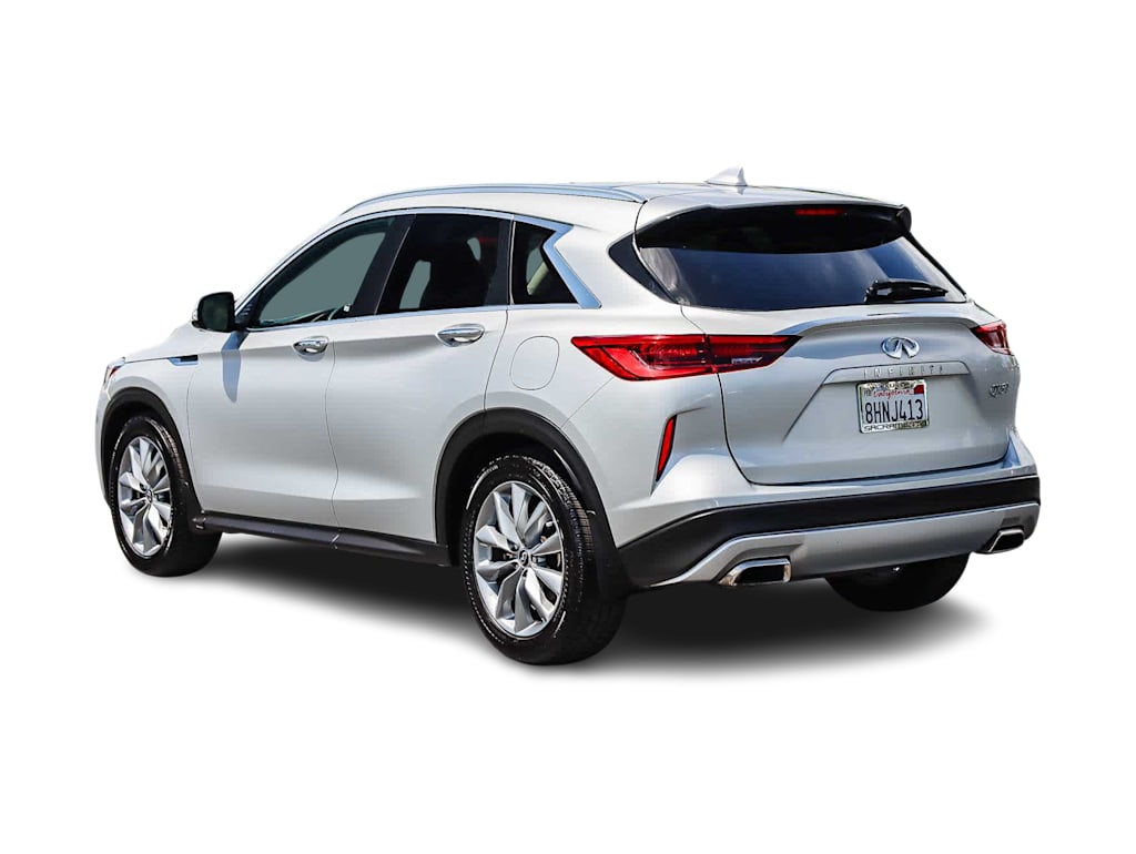 Thumbnail: 2019 INFINITI QX50 - 3