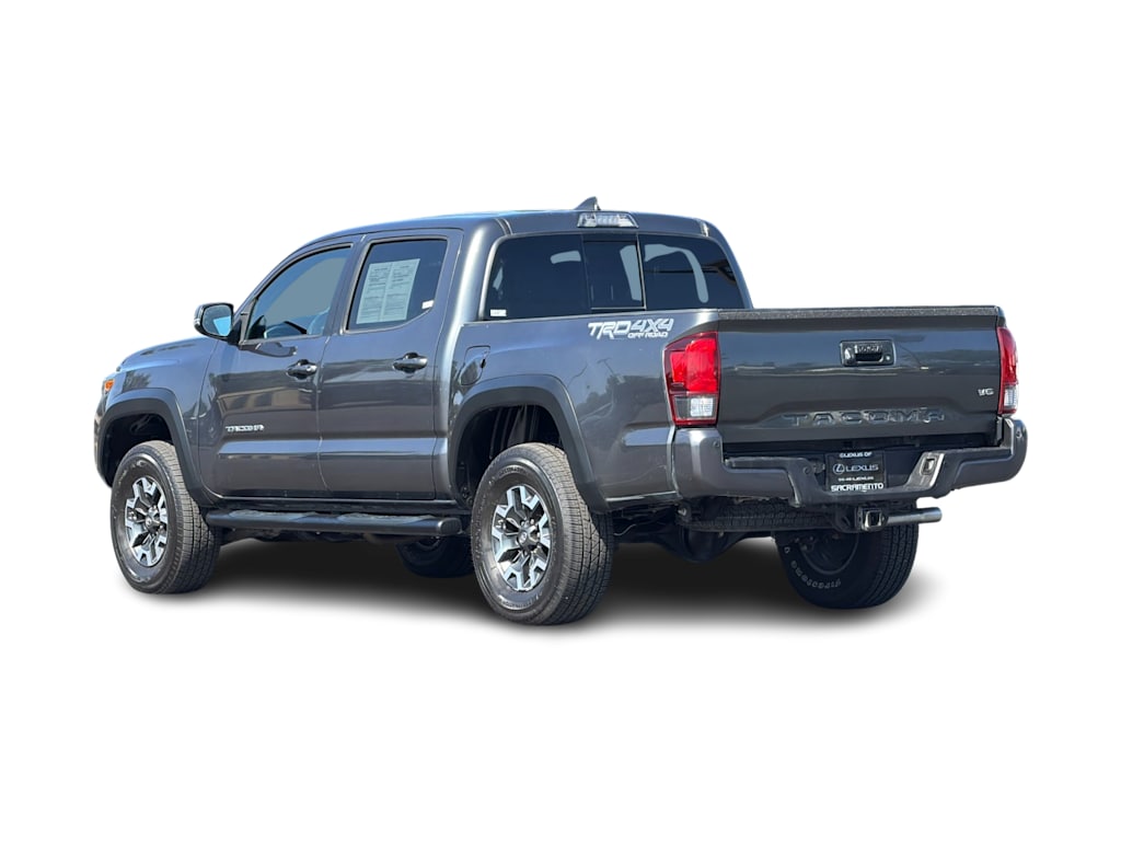 Thumbnail: 2019 Toyota Tacoma - 4
