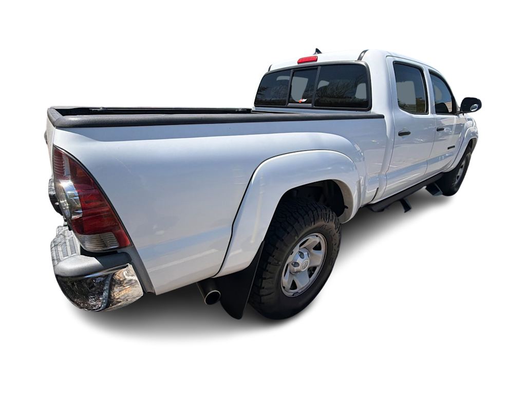 Thumbnail: 2015 Toyota Tacoma - 13