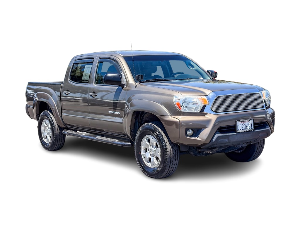 Thumbnail: 2012 Toyota Tacoma - 16