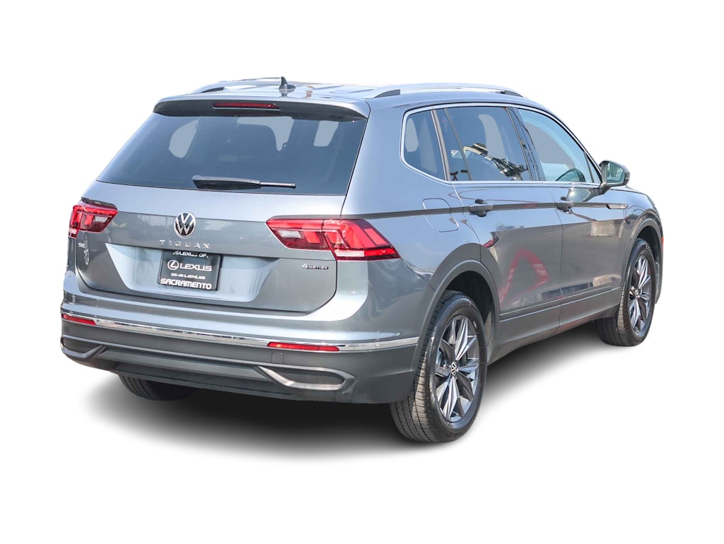 Thumbnail: 2022 Volkswagen Tiguan - 15