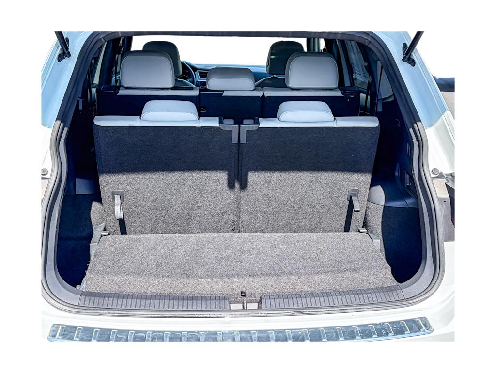 Thumbnail: 2021 Volkswagen Tiguan - 16