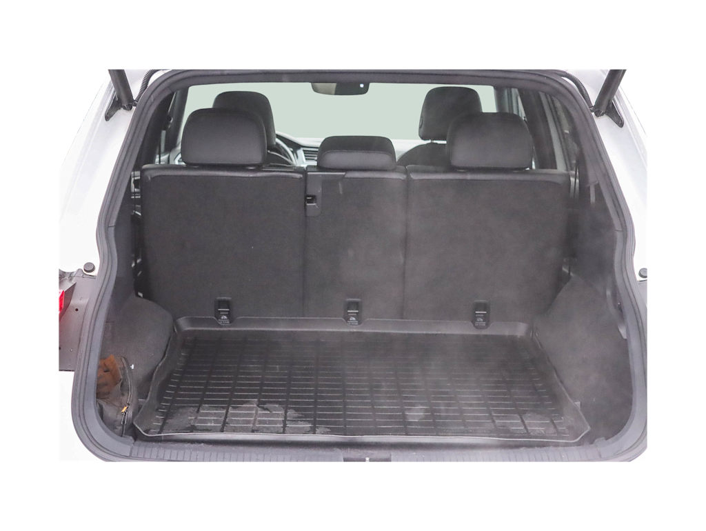 Thumbnail: 2019 Volkswagen Tiguan - 15