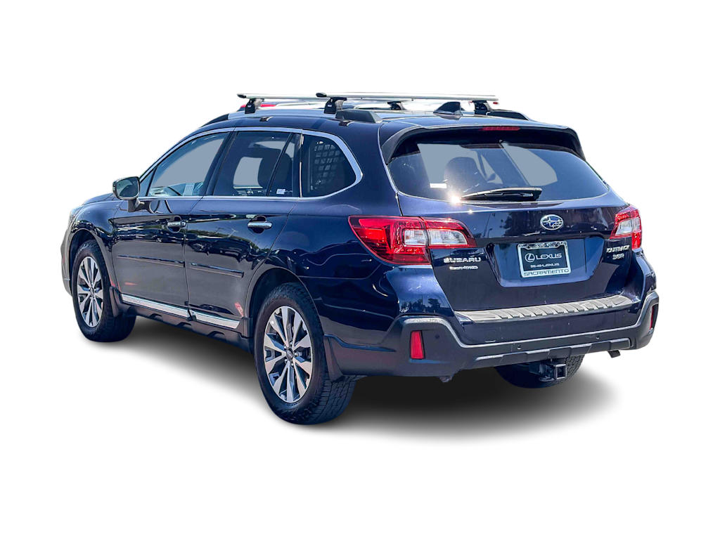 Thumbnail: 2018 Subaru Outback - 3