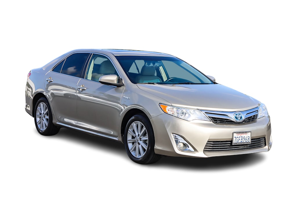 2014 Toyota Camry XLE 17