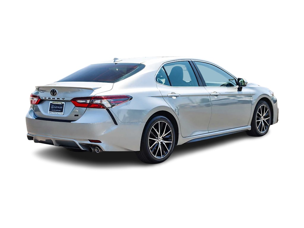 Thumbnail: 2022 Toyota Camry - 23