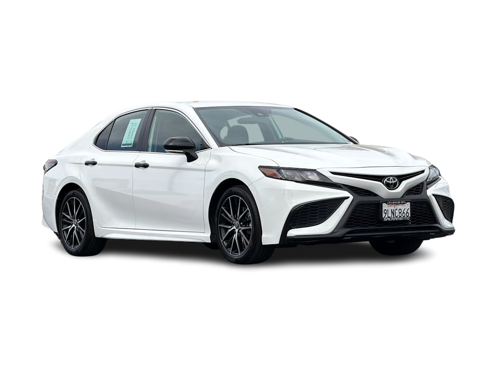 Thumbnail: 2024 Toyota Camry - 17