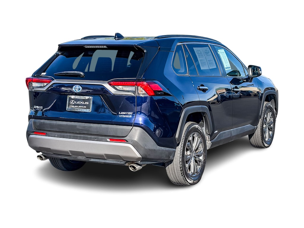 Thumbnail: 2022 Toyota RAV4 - 16