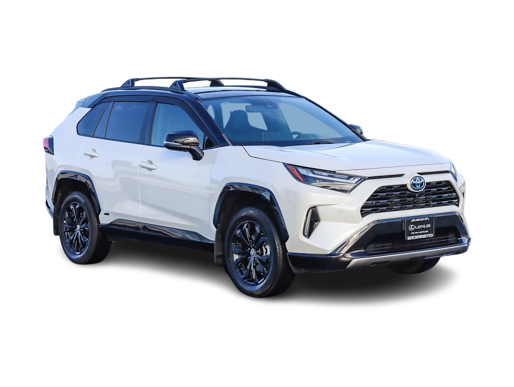 2022 Toyota RAV4 XSE 18