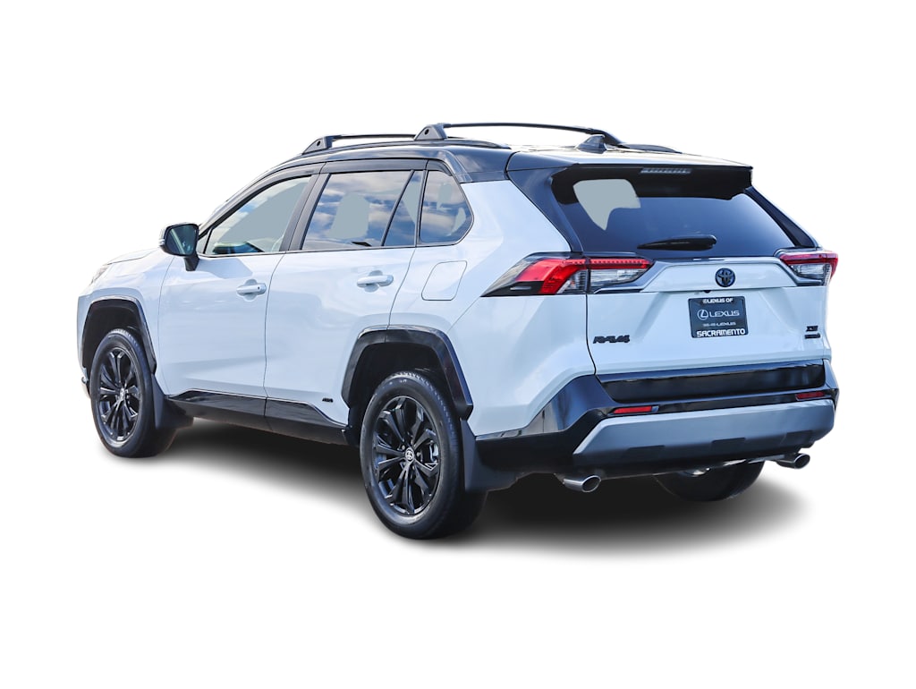 2022 Toyota RAV4 XSE 3