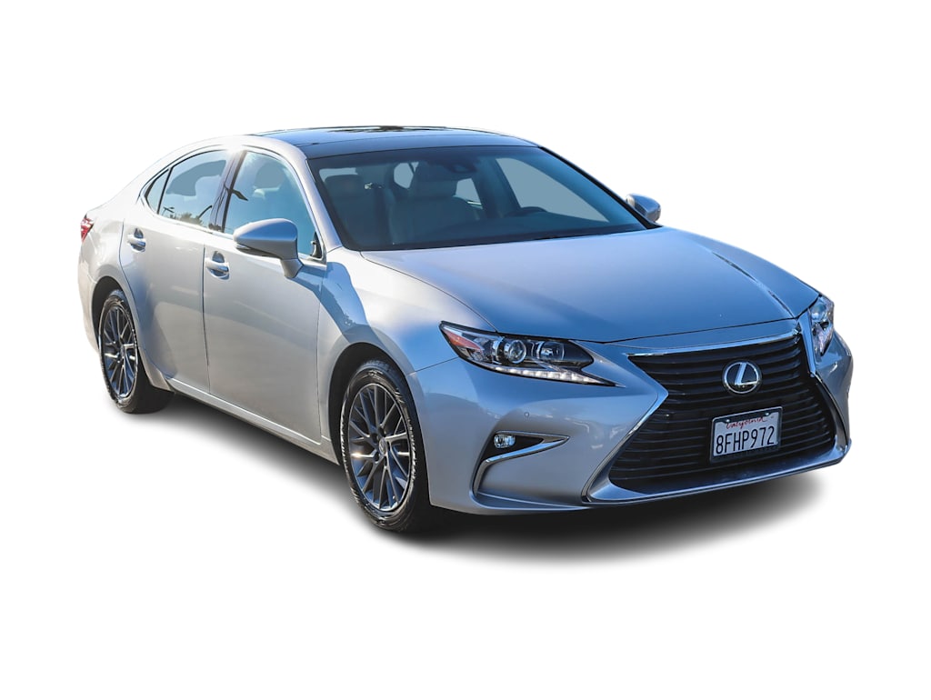 Thumbnail: 2018 Lexus ES - 17