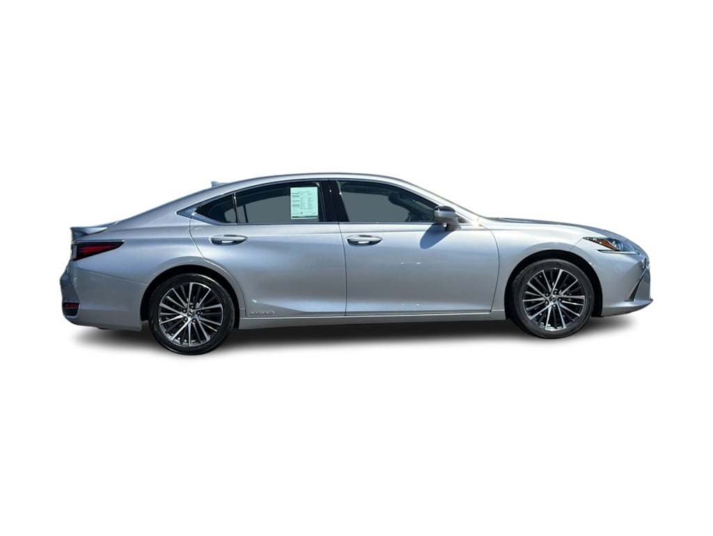 Thumbnail: 2022 Lexus ES - 19