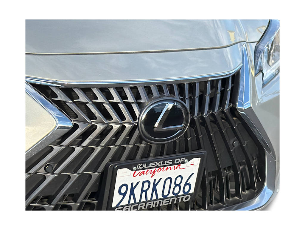 Thumbnail: 2024 Lexus ES - 11