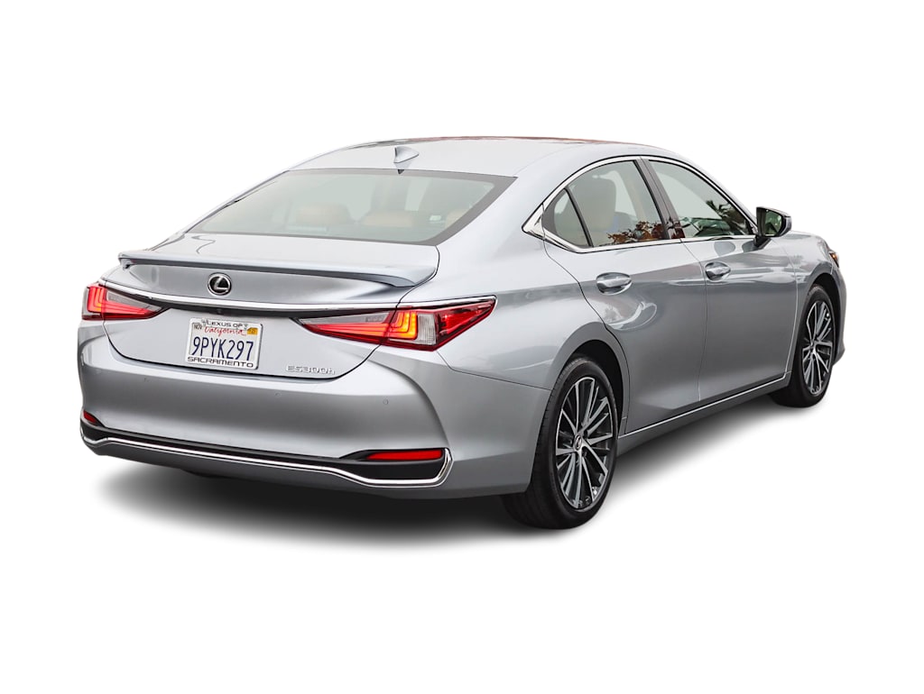 Thumbnail: 2025 Lexus ES - 18