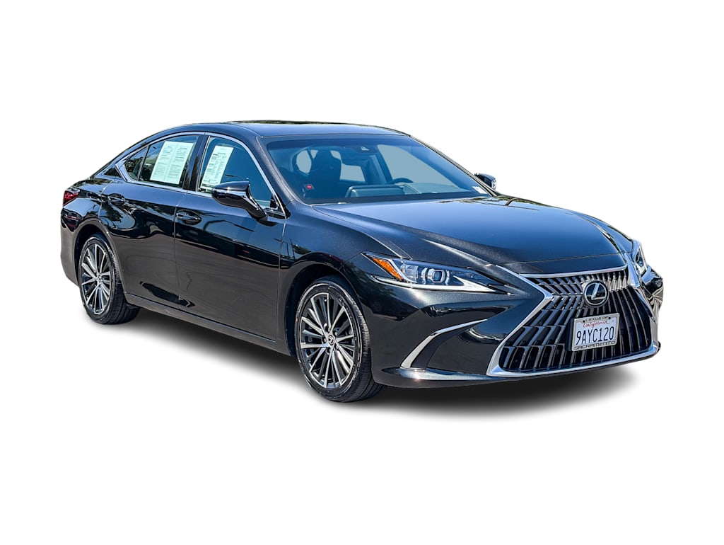 Thumbnail: 2022 Lexus ES - 17