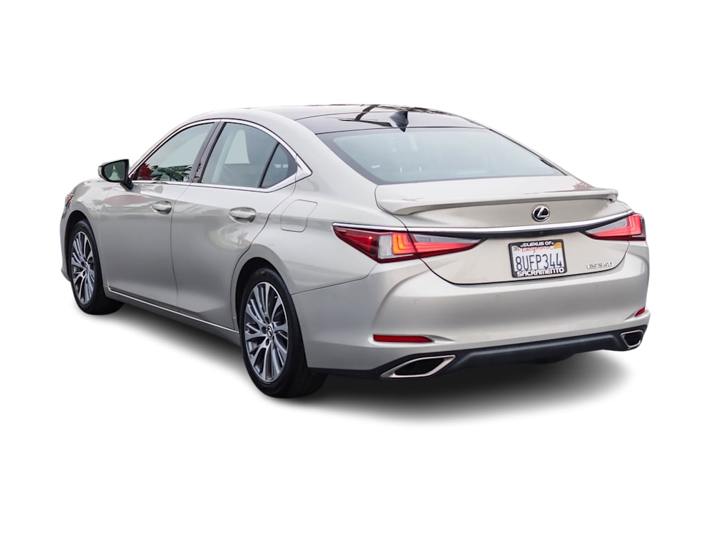 Thumbnail: 2021 Lexus ES - 3