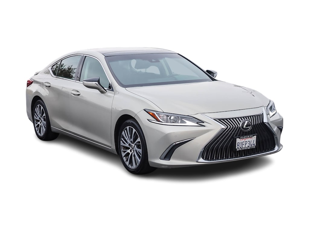 Thumbnail: 2021 Lexus ES - 18