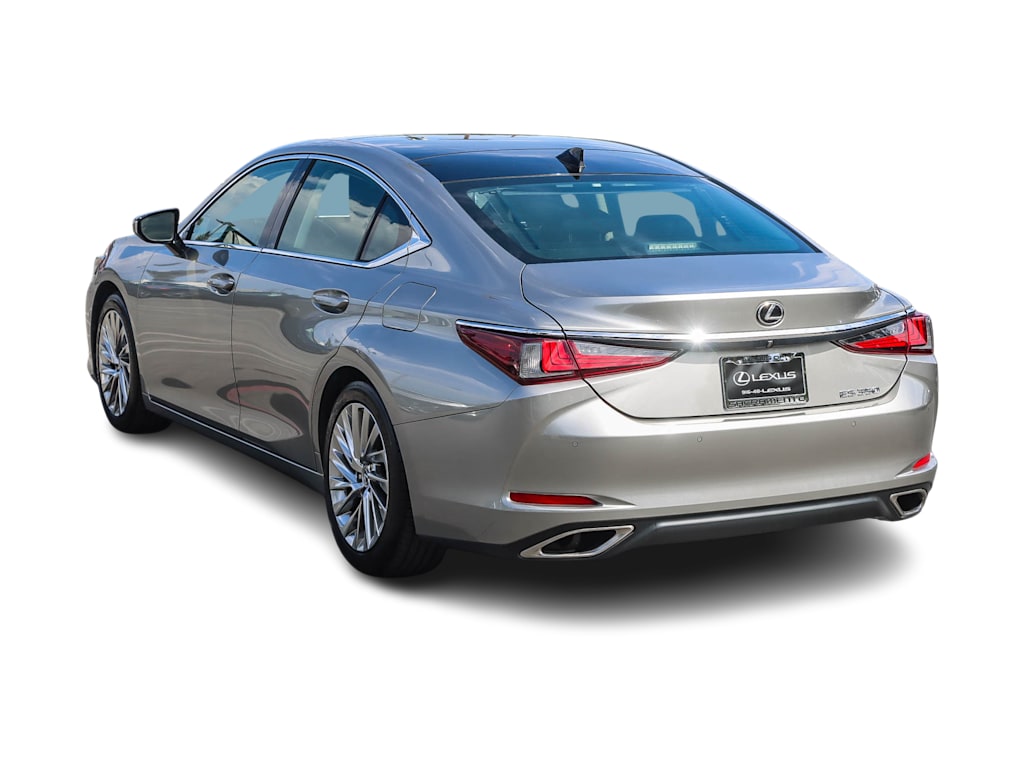 Thumbnail: 2020 Lexus ES - 3