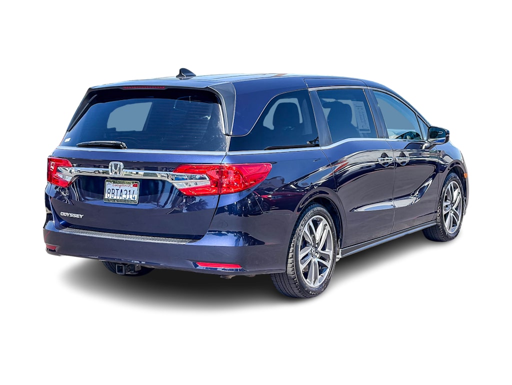 Thumbnail: 2018 Honda Odyssey - 16