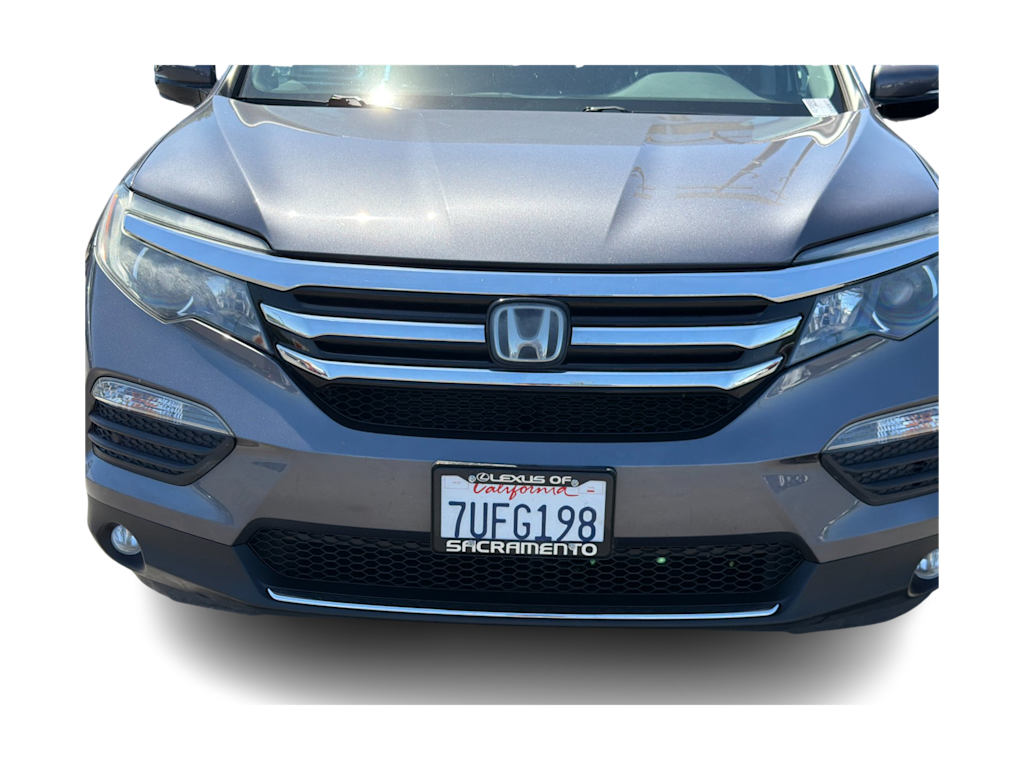 Thumbnail: 2016 Honda Pilot - 9