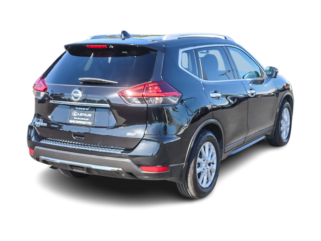 Thumbnail: 2018 Nissan Rogue - 17