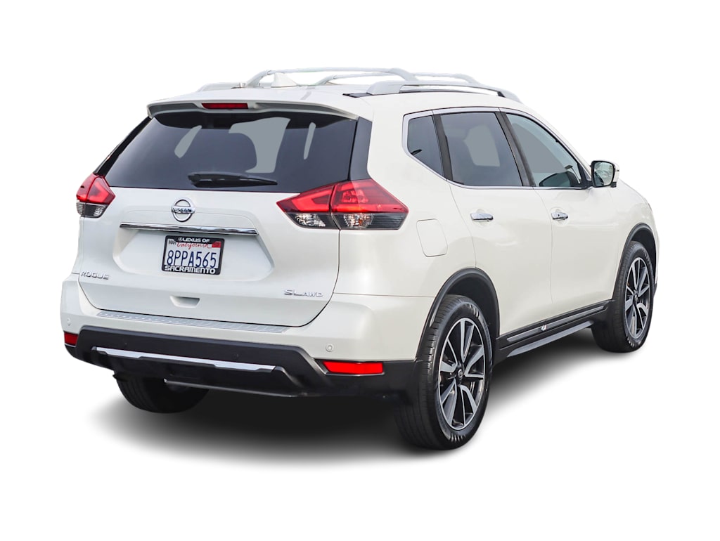 Thumbnail: 2020 Nissan Rogue - 17