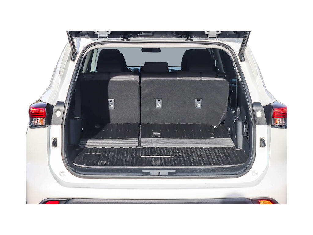 Thumbnail: 2020 Toyota Highlander - 15