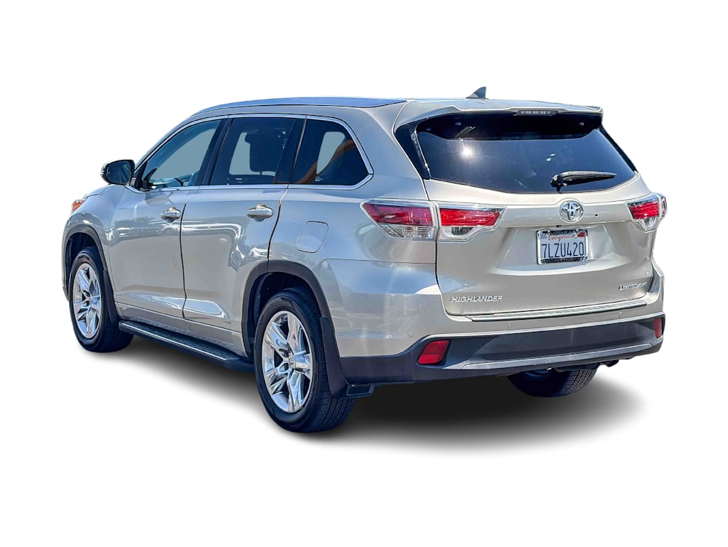 Thumbnail: 2015 Toyota Highlander - 3