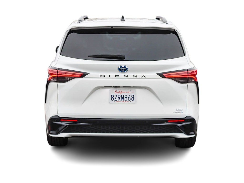 Thumbnail: 2022 Toyota Sienna - 4