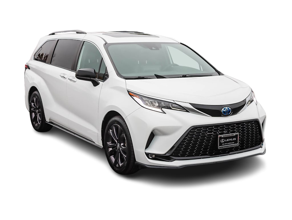 Thumbnail: 2022 Toyota Sienna - 18