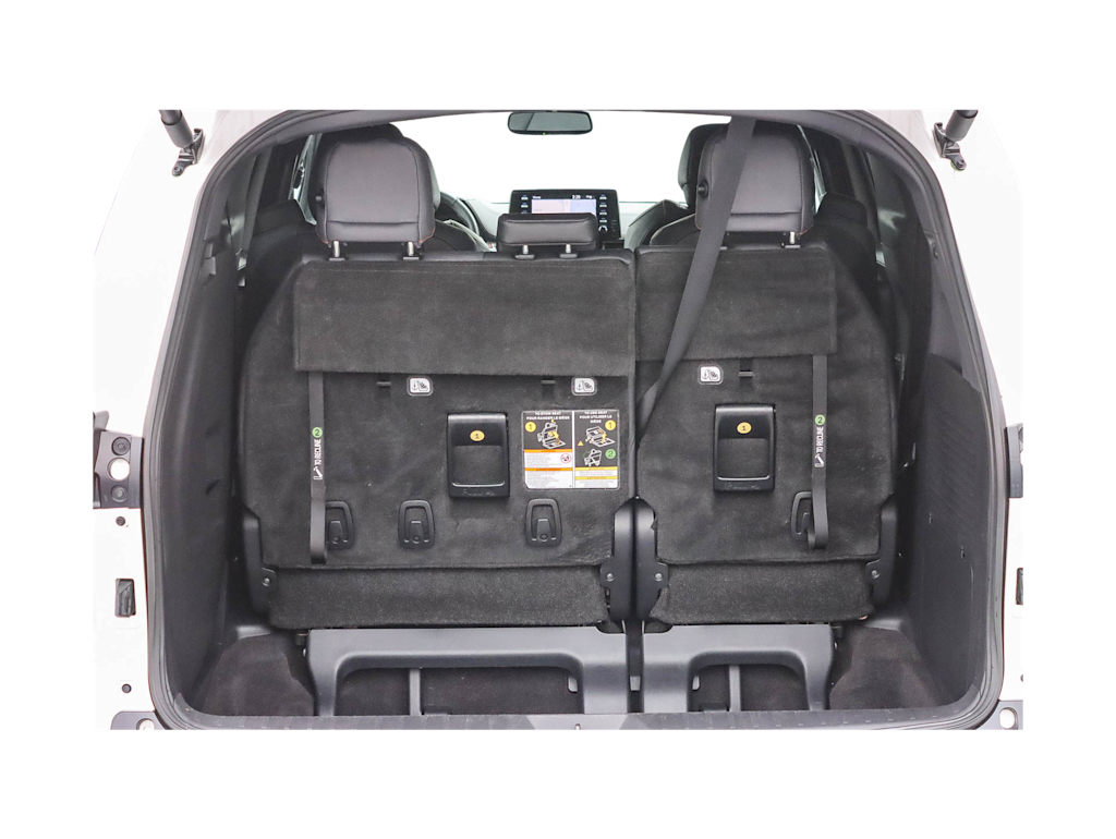 Thumbnail: 2022 Toyota Sienna - 15