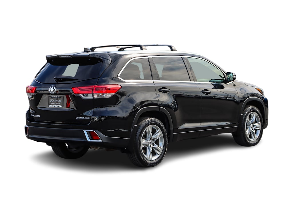 2017 Toyota Highlander Limited 16