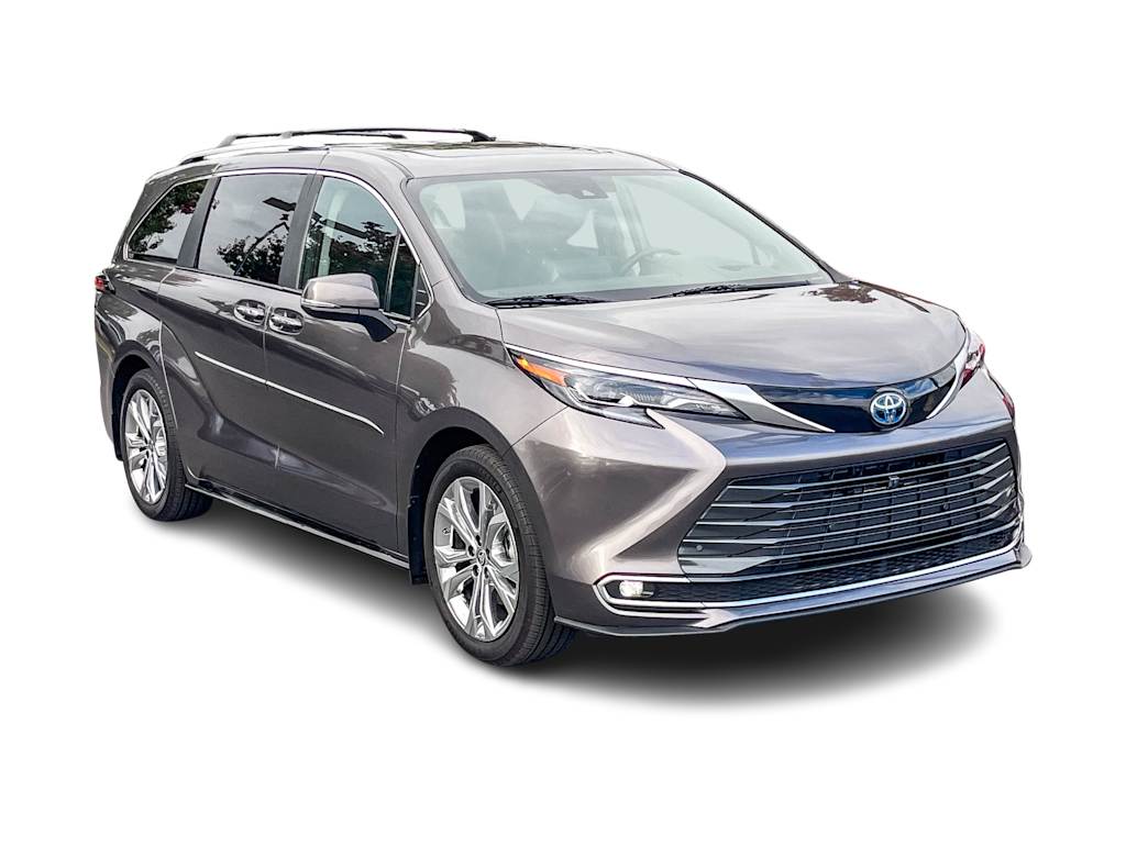 Thumbnail: 2024 Toyota Sienna - 18