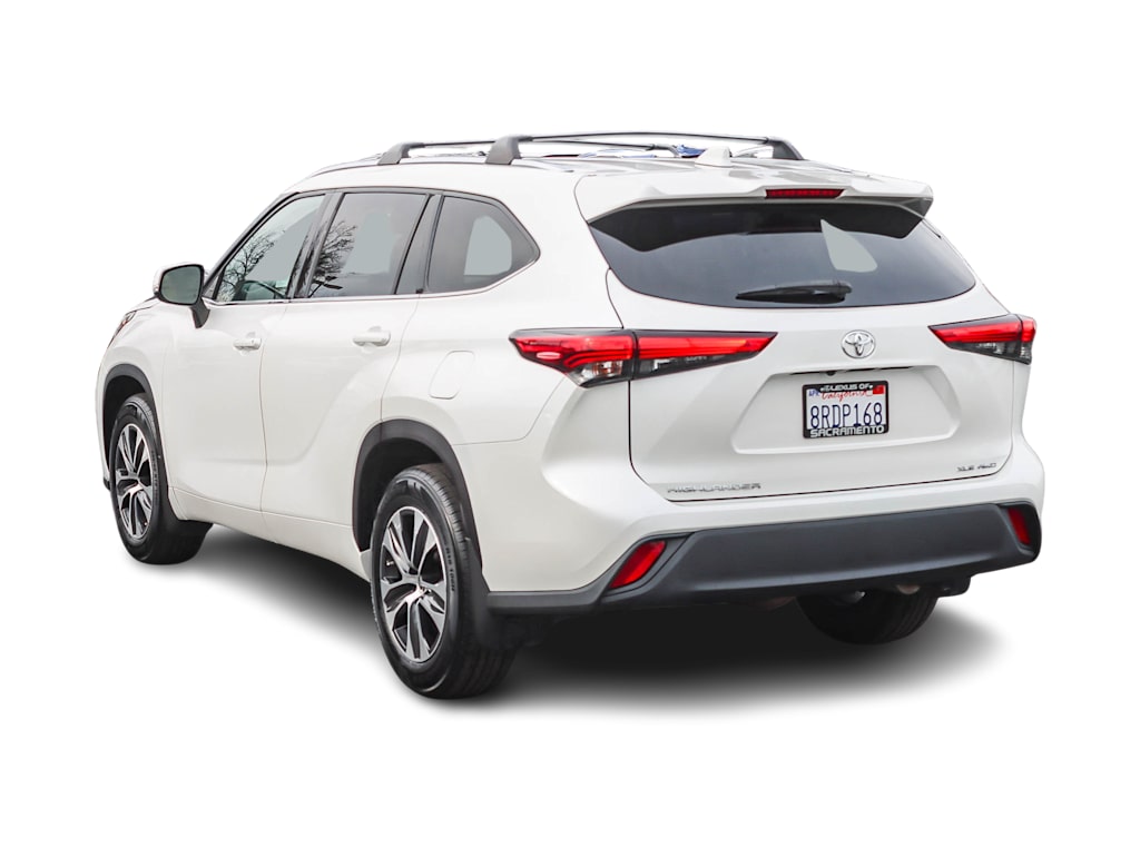 Thumbnail: 2020 Toyota Highlander - 3