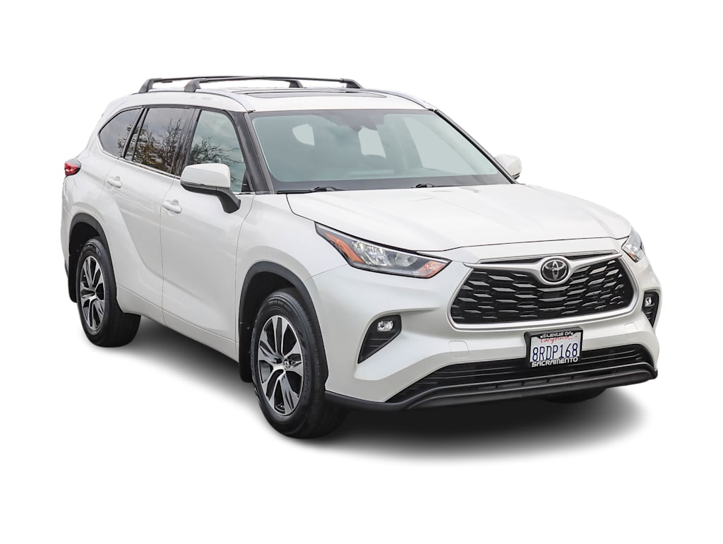Thumbnail: 2020 Toyota Highlander - 17