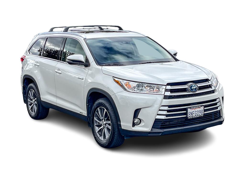 Thumbnail: 2019 Toyota Highlander - 18