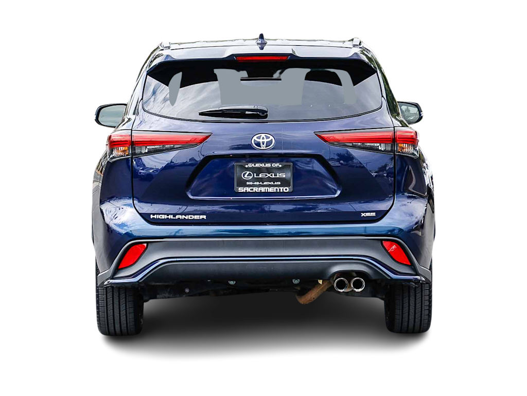 Thumbnail: 2023 Toyota Highlander - 4