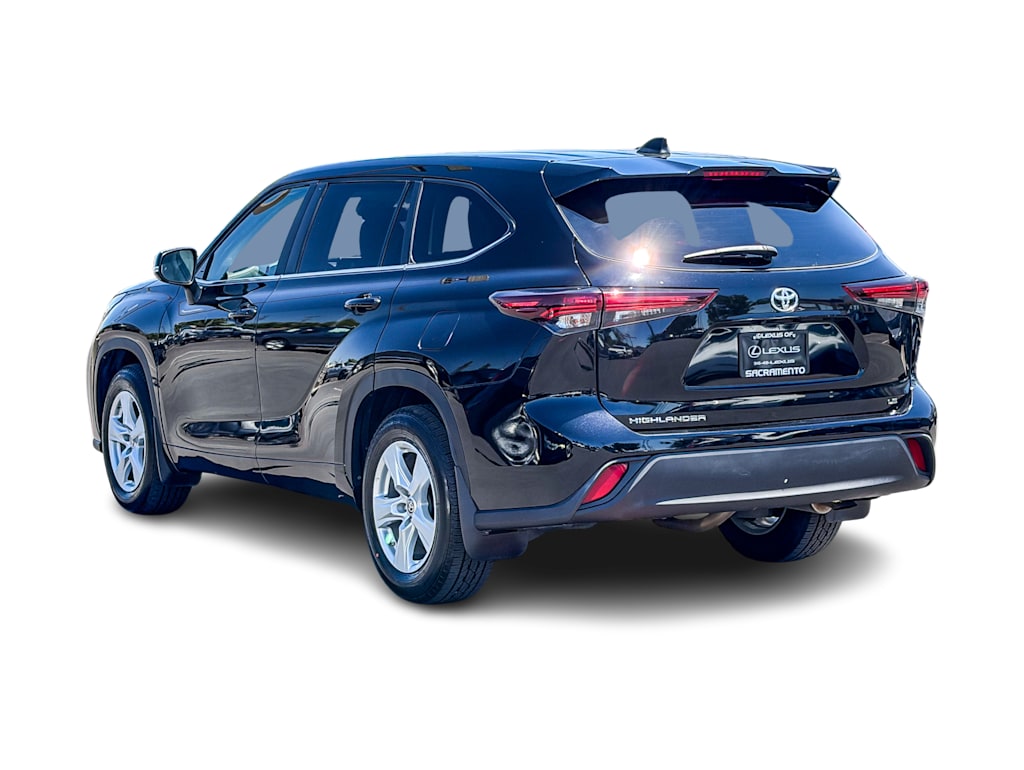 Thumbnail: 2024 Toyota Highlander - 3