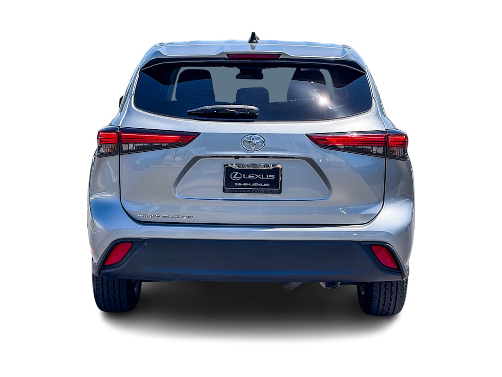 Thumbnail: 2023 Toyota Highlander - 4