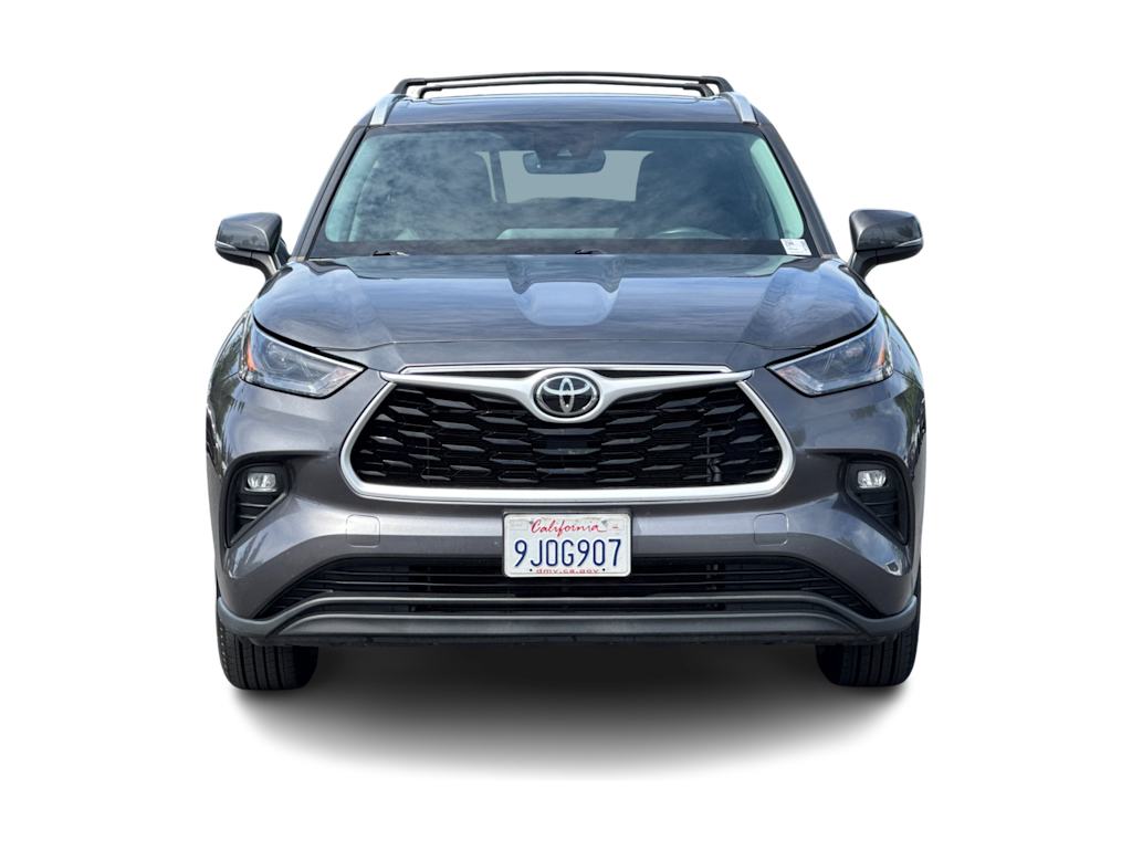 Thumbnail: 2023 Toyota Highlander - 6