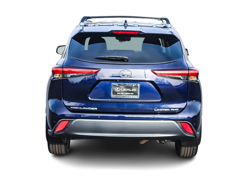 Thumbnail: 2023 Toyota Highlander - 4