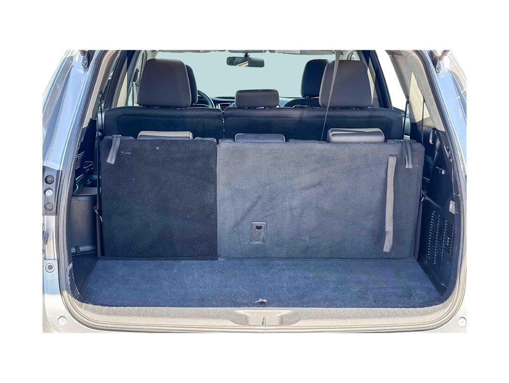 Thumbnail: 2015 Toyota Highlander - 15