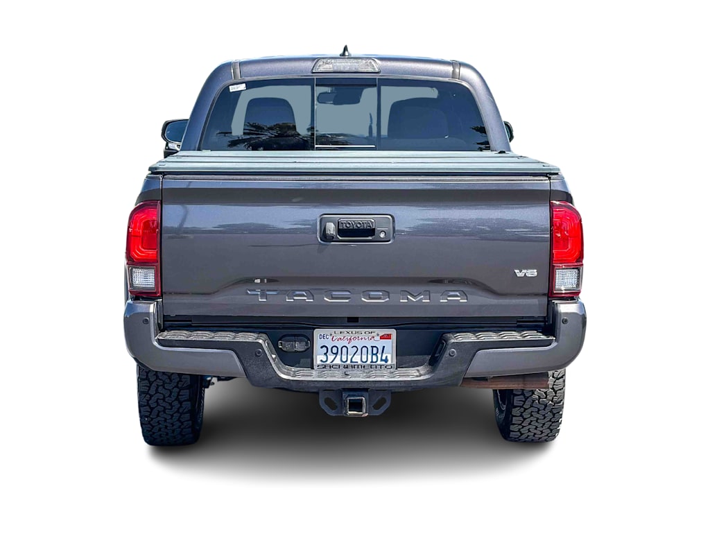 Thumbnail: 2018 Toyota Tacoma - 4