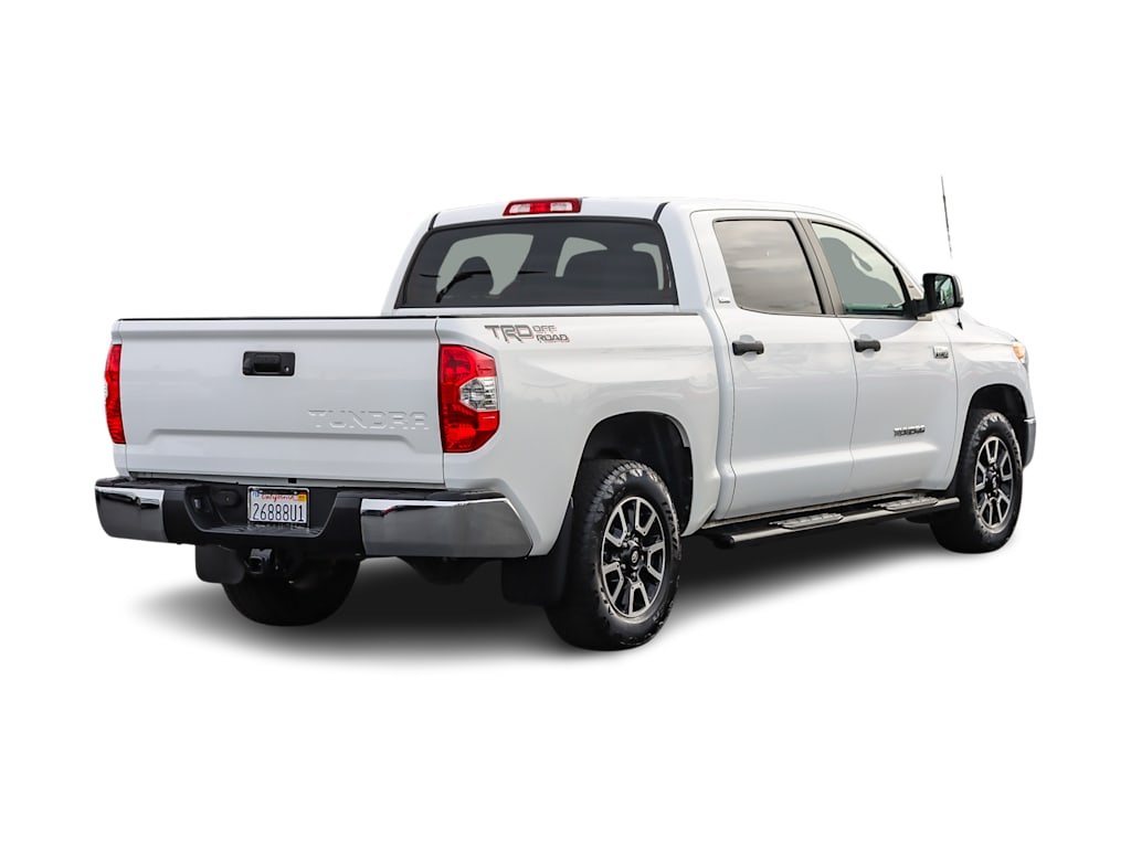 2015 Toyota Tundra SR5 16